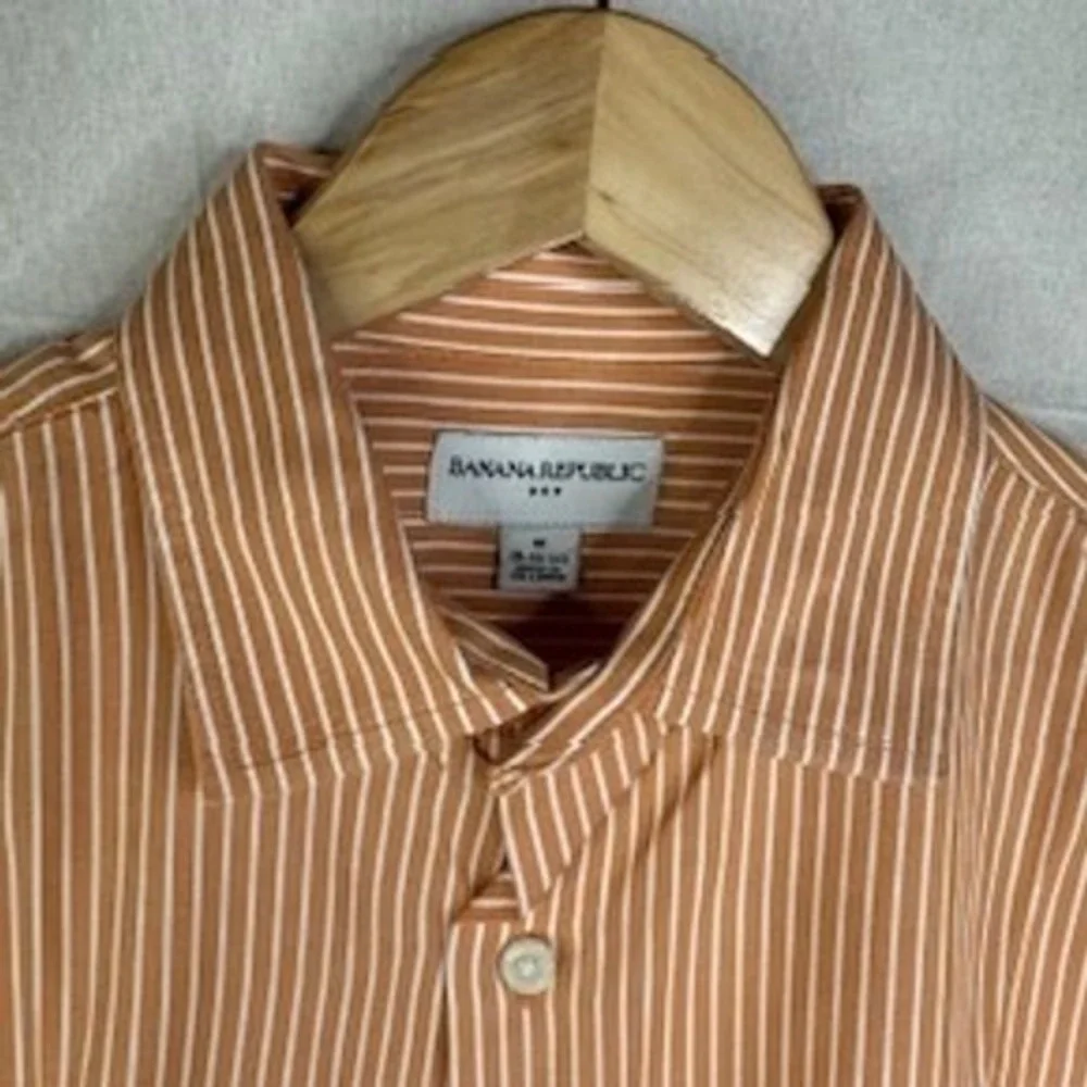 Banana Republic Men's Button Down‎ Shirt Orange Striped Size Medium 15-15.5